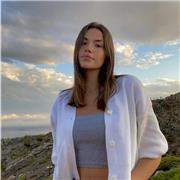 Estudiante de enfermería ofrece apoyo escolar para materias de primaria y ESO. Empática, paciente y con ganas de enseñar y ver resultados!